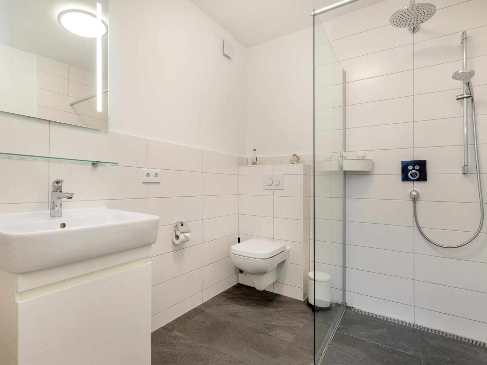 Ferienwohnung Meeresrauschen In Der Residenz Clara Sophia Binz Ngoại thất bức ảnh